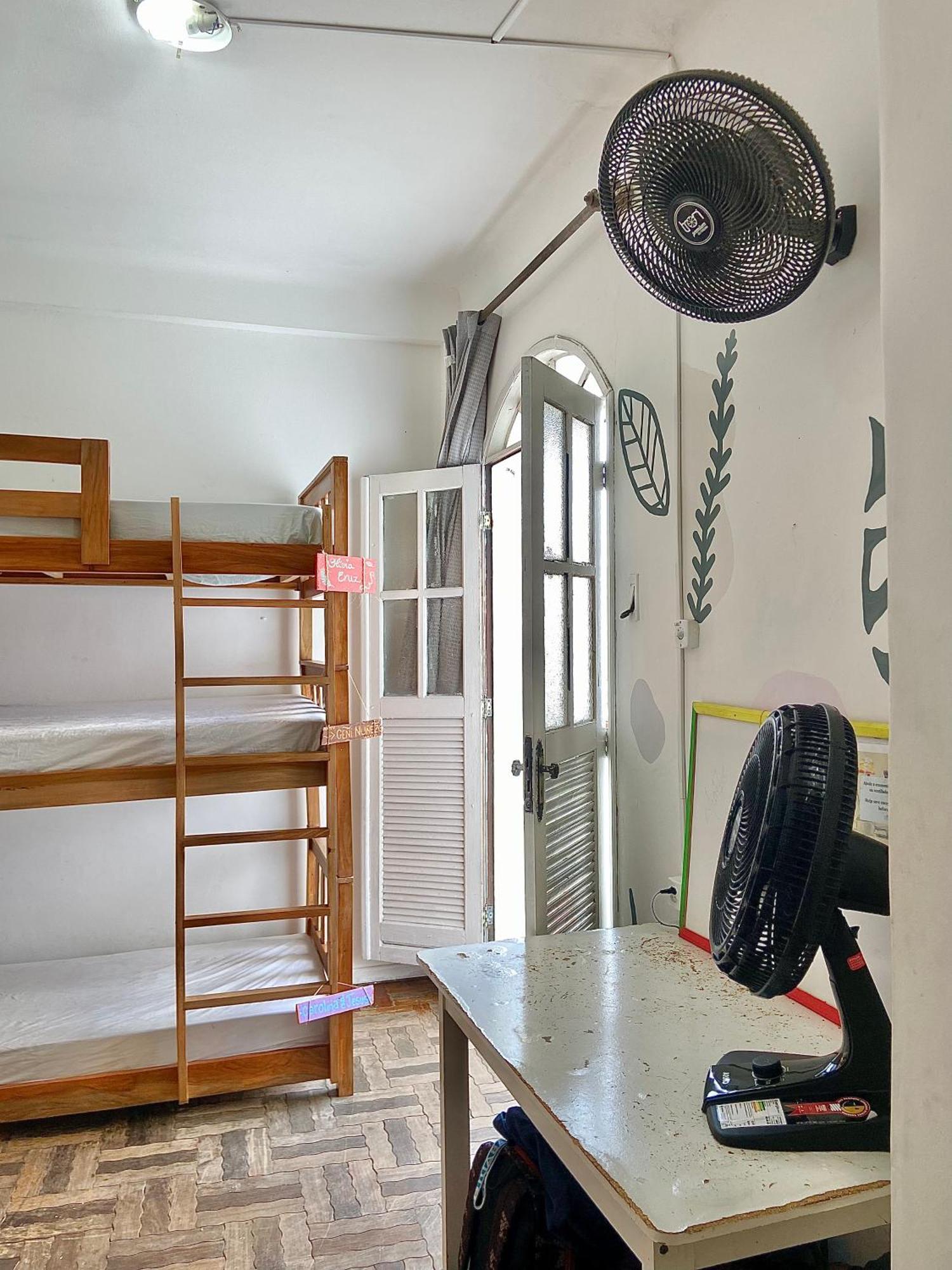 Casamarelo Hostel Salvador Buitenkant foto